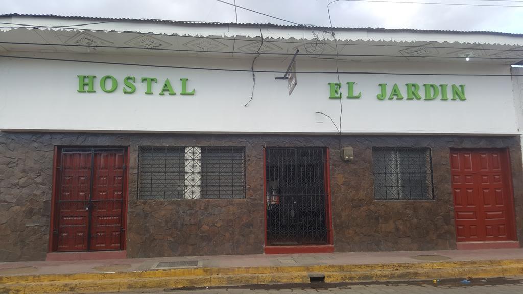 Hostal El Jardin León Екстериор снимка